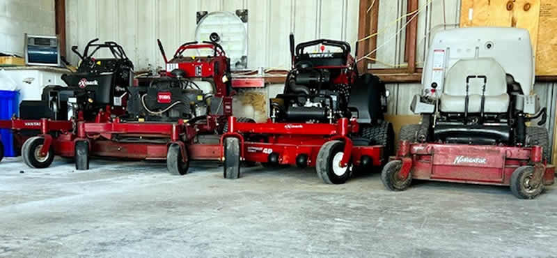 Professional Lawn Maintenance Services Crestview and Niceville, Florida
